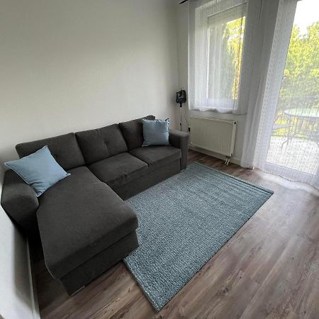 Maja Apartmanhaz Balatonlelle Esterno foto